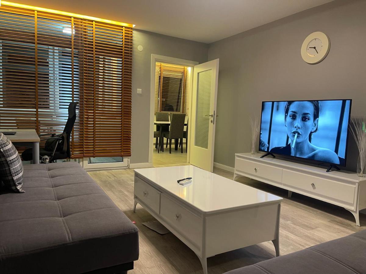 Idealapartments Llc 4 프리슈티나 외부 사진