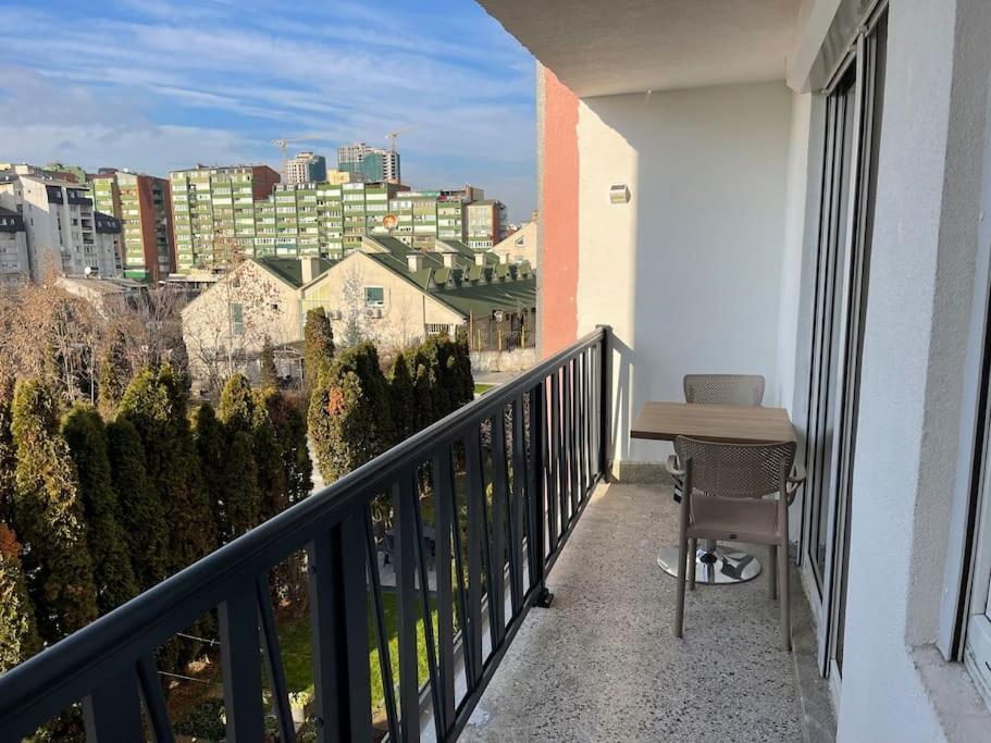 Idealapartments Llc 4 프리슈티나 외부 사진